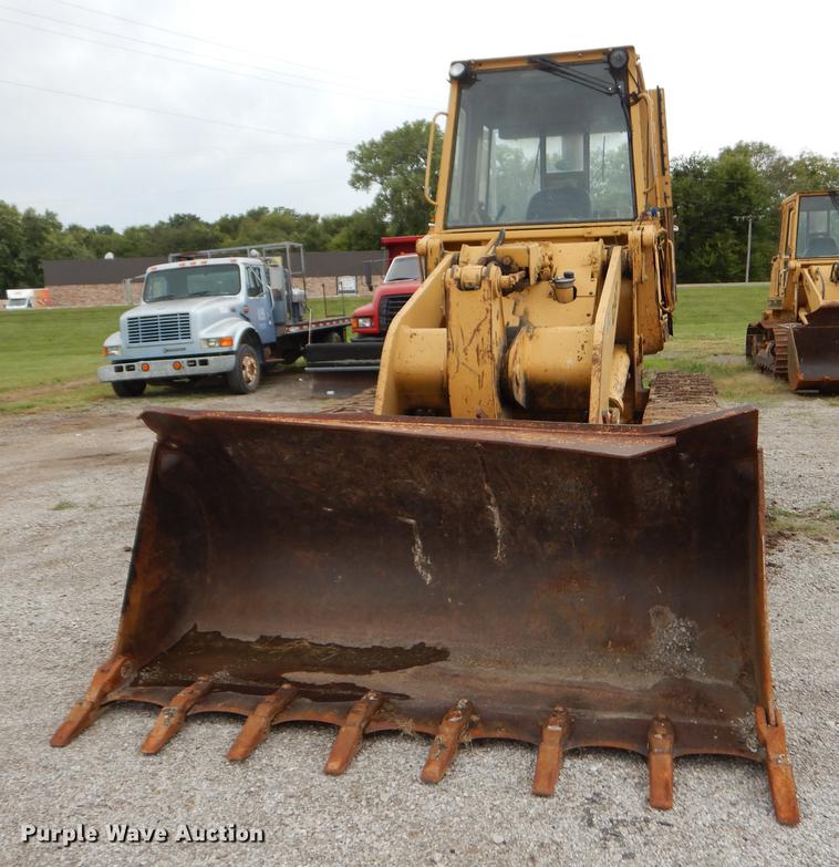image for item DF1818 1987 Caterpillar 953 track loader