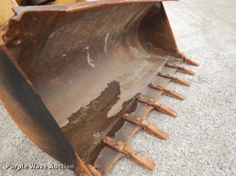 image for item DF1818 1987 Caterpillar 953 track loader