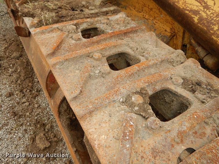 image for item DF1818 1987 Caterpillar 953 track loader