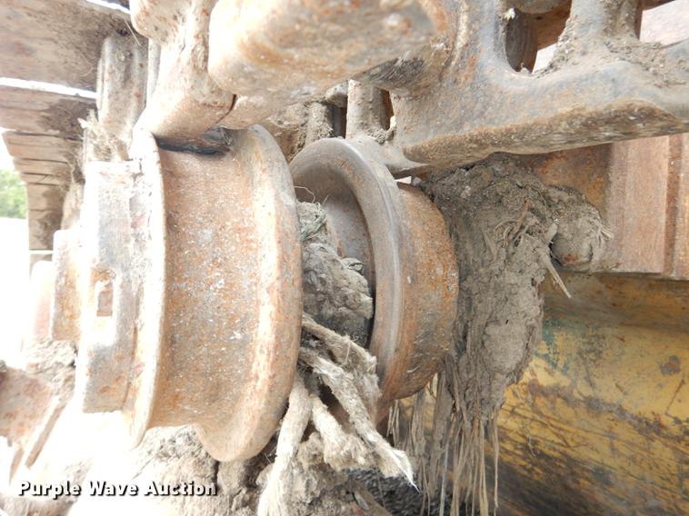 image for item DF1818 1987 Caterpillar 953 track loader