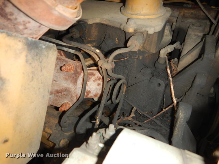 image for item DF1818 1987 Caterpillar 953 track loader