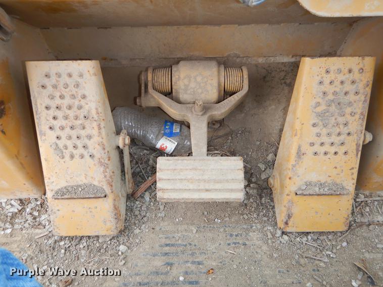 image for item DF1818 1987 Caterpillar 953 track loader