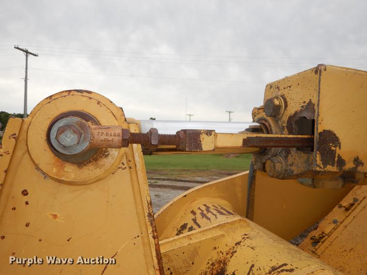 image for item DF1819 1989 Caterpillar 953 track loader