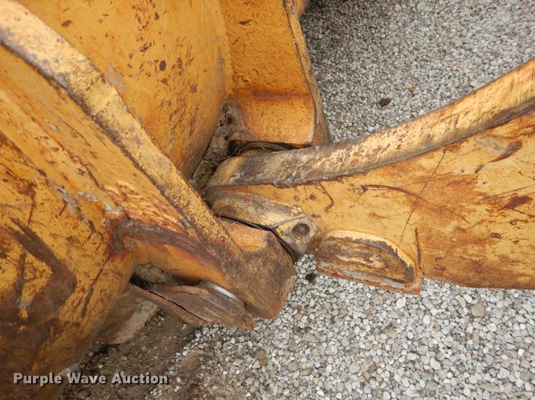 image for item DF1819 1989 Caterpillar 953 track loader