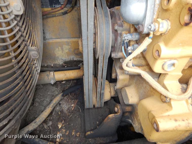 image for item DF1819 1989 Caterpillar 953 track loader
