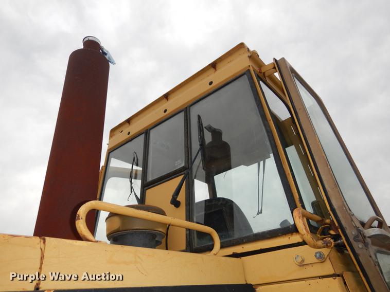 image for item DF1819 1989 Caterpillar 953 track loader