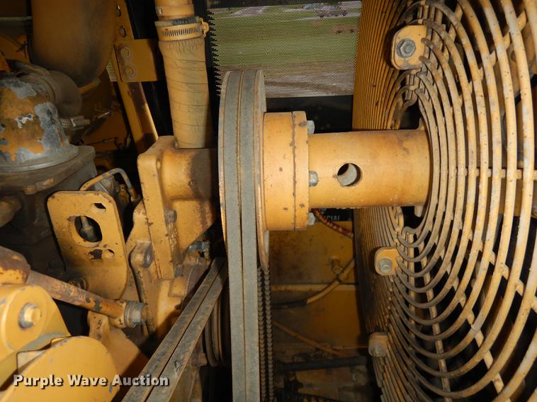 image for item DF1819 1989 Caterpillar 953 track loader