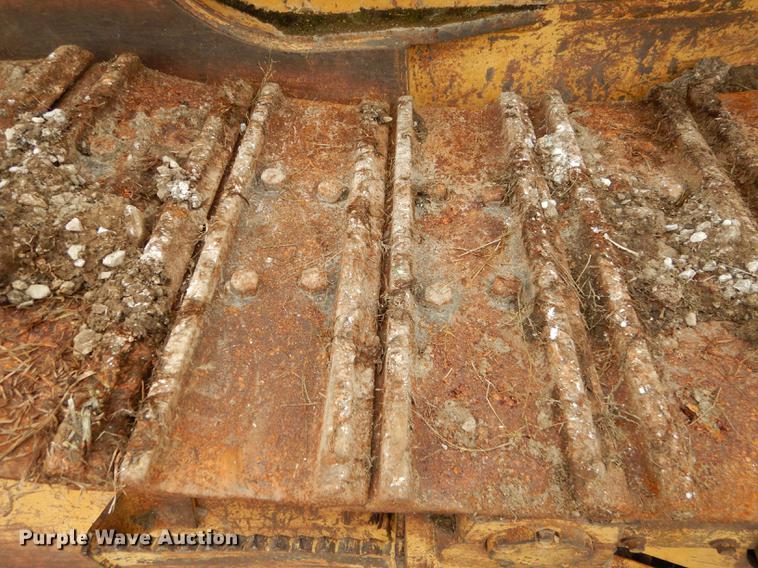 image for item DF1819 1989 Caterpillar 953 track loader
