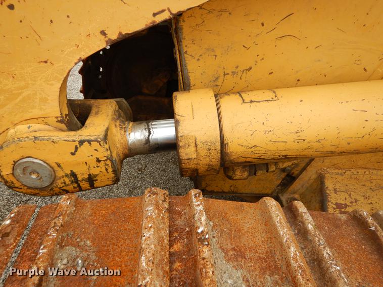 image for item DF1819 1989 Caterpillar 953 track loader