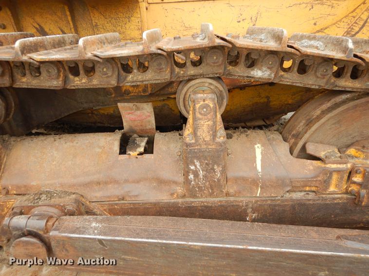 image for item DF1820 1977 Caterpillar D6D dozer