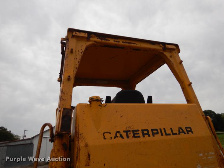 image for item DF1820 1977 Caterpillar D6D dozer