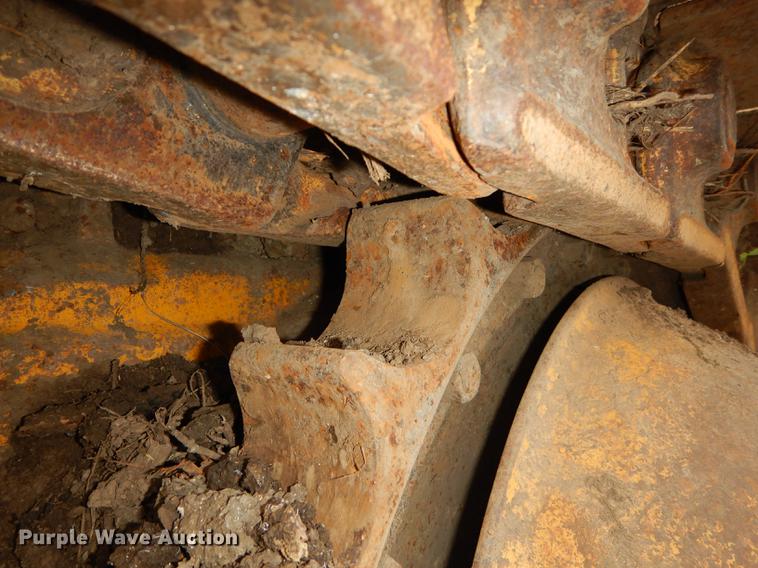 image for item DF1820 1977 Caterpillar D6D dozer