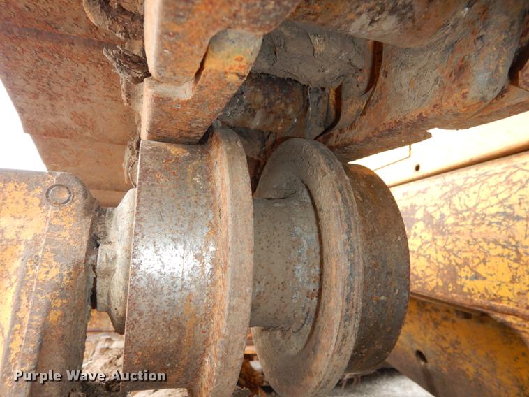 image for item DF1820 1977 Caterpillar D6D dozer