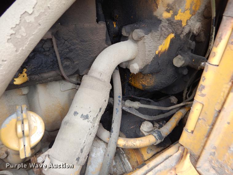 image for item DF1820 1977 Caterpillar D6D dozer