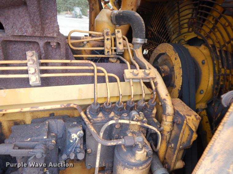 image for item DF1820 1977 Caterpillar D6D dozer