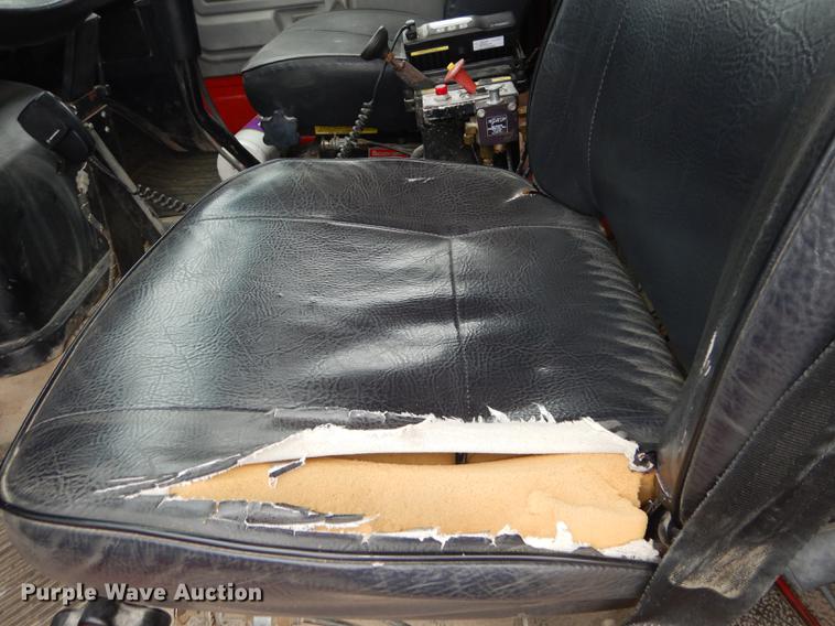 image for item DF1825 1995 Ford F800 dump truck