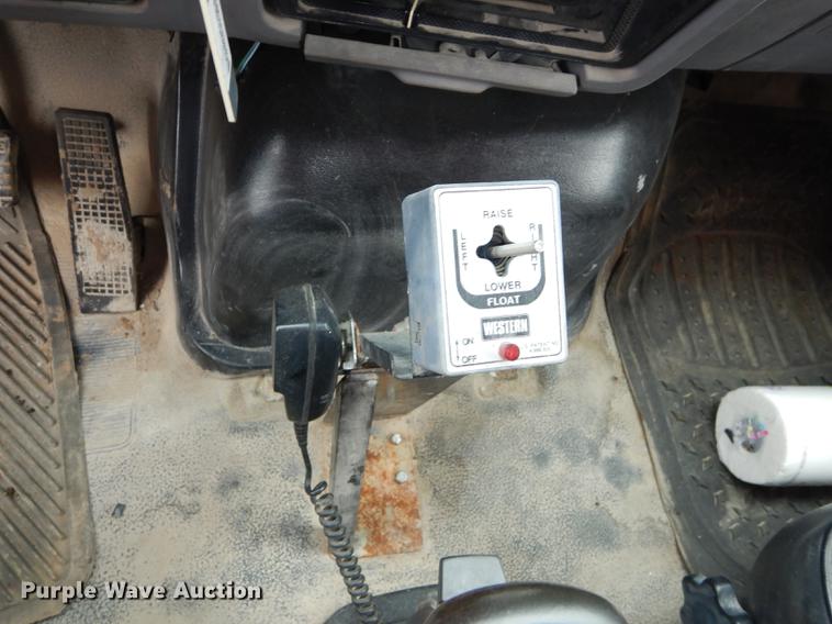 image for item DF1825 1995 Ford F800 dump truck