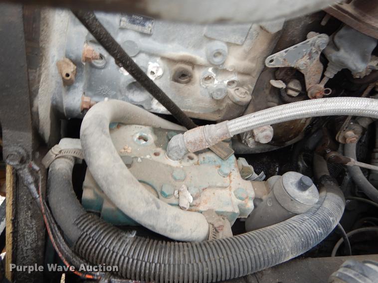 image for item DF1825 1995 Ford F800 dump truck