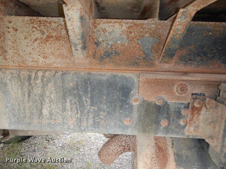 image for item DF1825 1995 Ford F800 dump truck