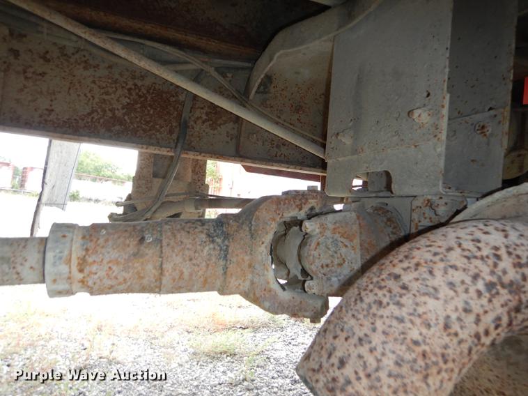 image for item DF1825 1995 Ford F800 dump truck