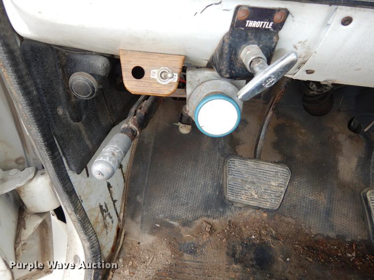 image for item DF1826 1980 Chevrolet C60 Custom Deluxe digger derrick truck