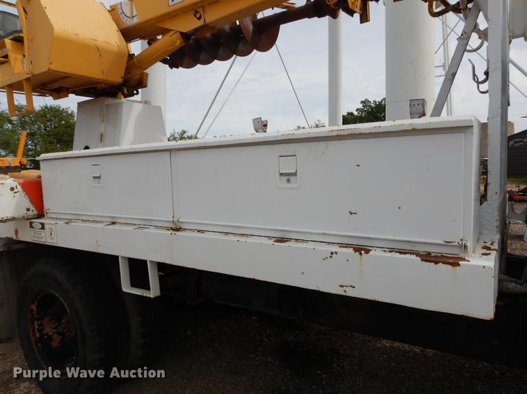 image for item DF1826 1980 Chevrolet C60 Custom Deluxe digger derrick truck