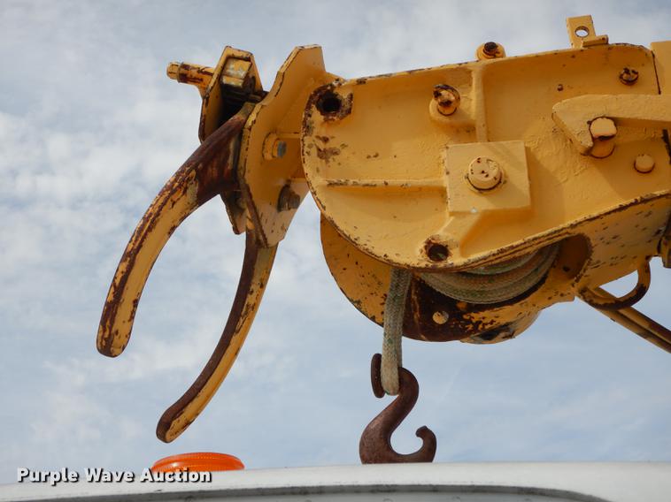 image for item DF1826 1980 Chevrolet C60 Custom Deluxe digger derrick truck