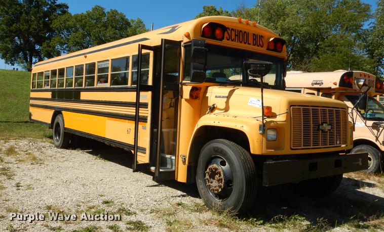 image for item DF1853 1998 Chevrolet Blue Bird school bus