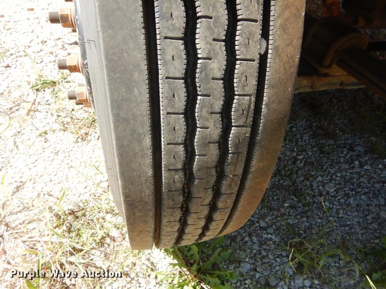 image for item DF1853 1998 Chevrolet Blue Bird school bus