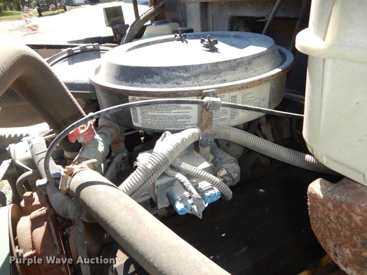 image for item DF1853 1998 Chevrolet Blue Bird school bus