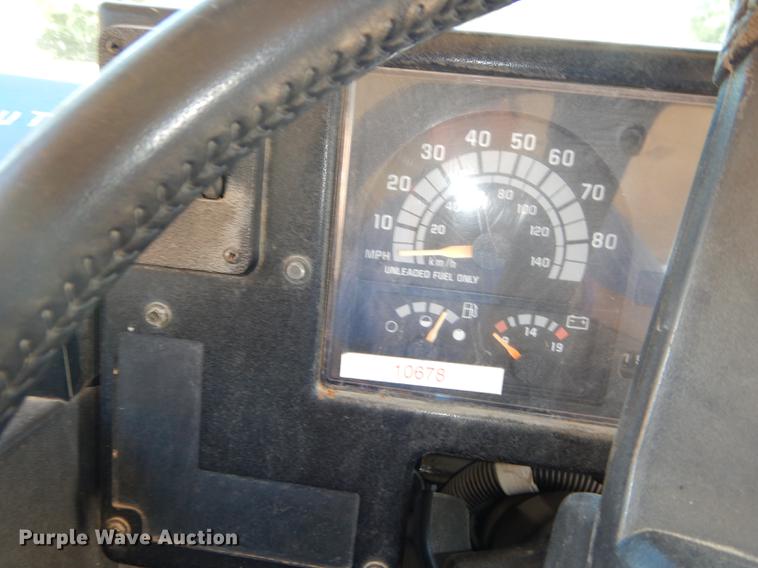 image for item DF1853 1998 Chevrolet Blue Bird school bus