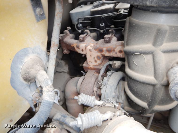 image for item DF1870 1993 Ford B700 school bus