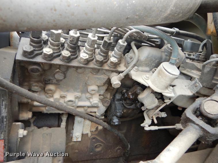 image for item DF1870 1993 Ford B700 school bus