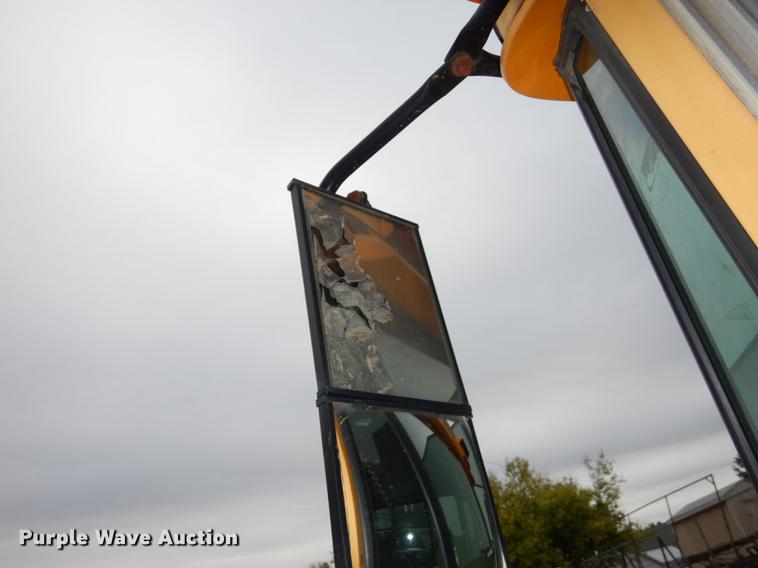 image for item DF1870 1993 Ford B700 school bus