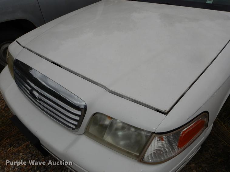 image for item DF1880 1999 Ford Crown Victoria