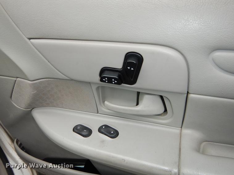 image for item DF1880 1999 Ford Crown Victoria