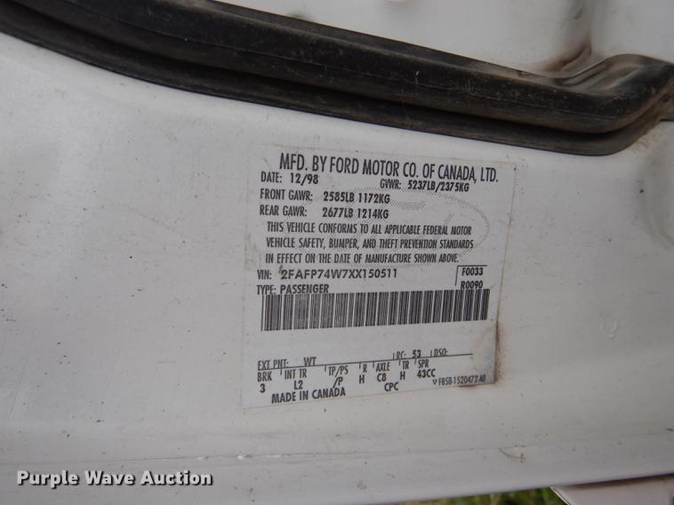 image for item DF1880 1999 Ford Crown Victoria