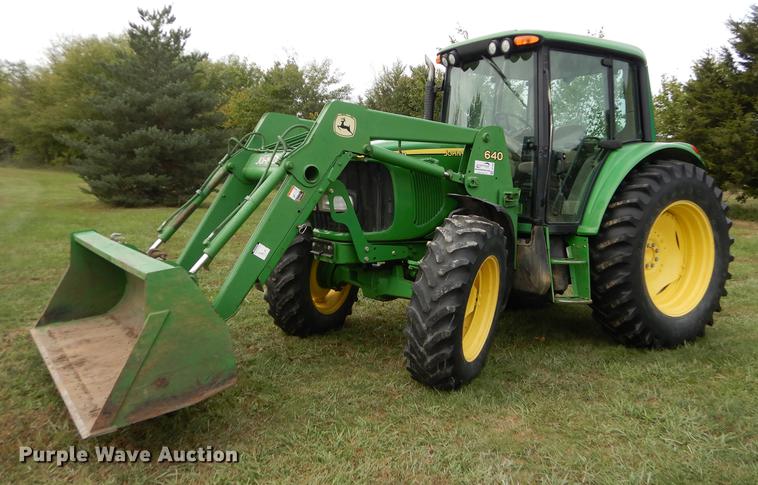 image for item DF1882 2004 John Deere 6320 tractor