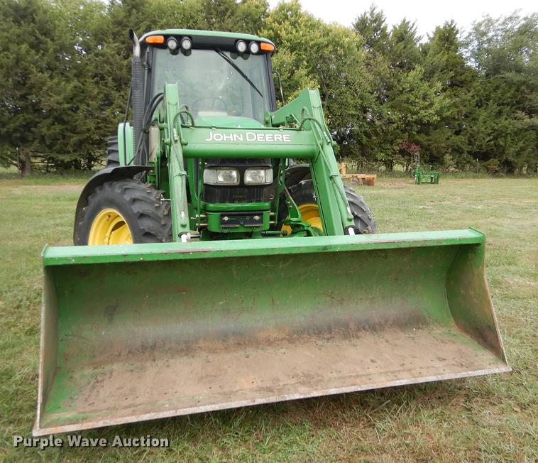 image for item DF1882 2004 John Deere 6320 tractor