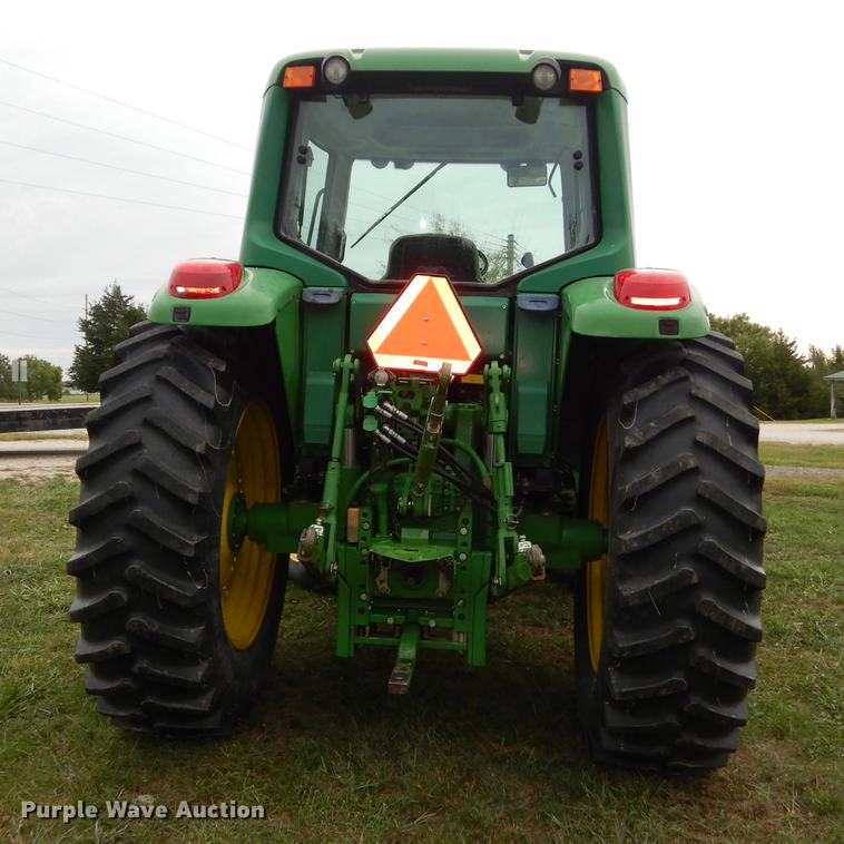 image for item DF1882 2004 John Deere 6320 tractor