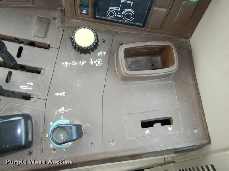 image for item DF1882 2004 John Deere 6320 tractor