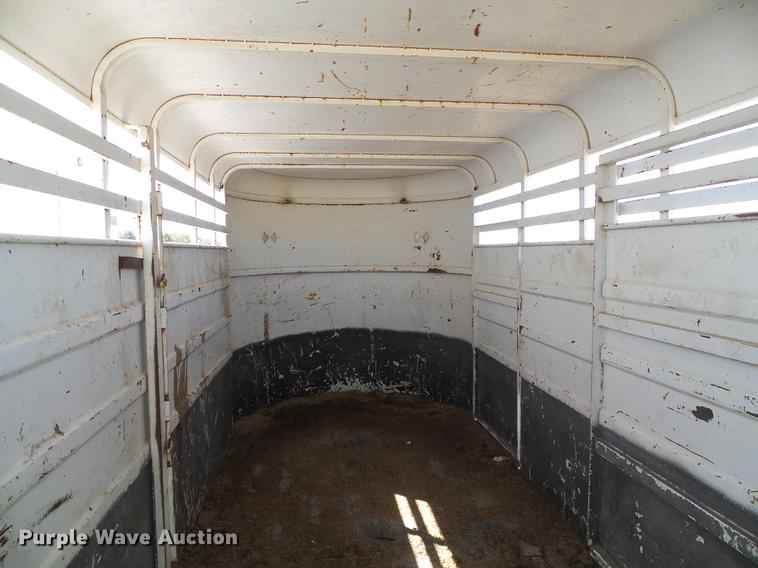 image for item DF2759 1997 Circle D livestock trailer
