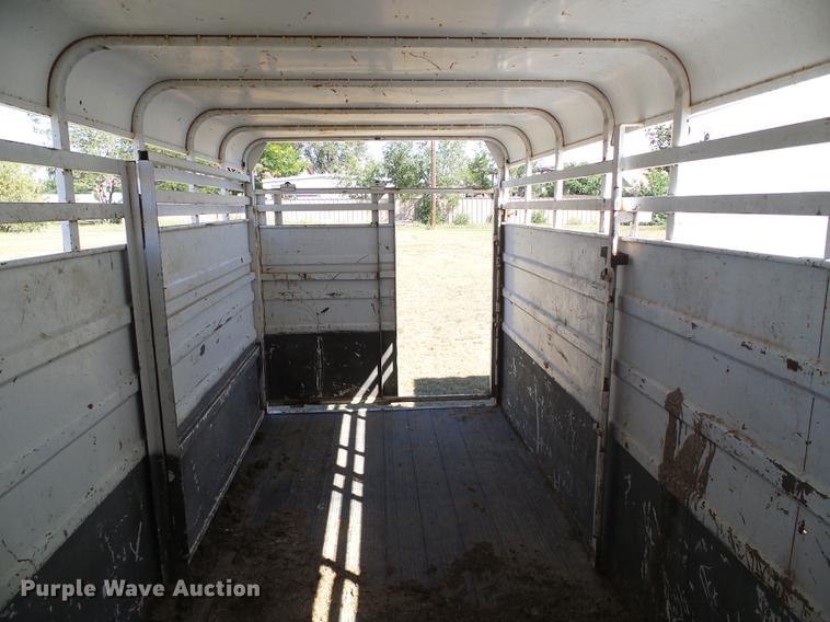 image for item DF2759 1997 Circle D livestock trailer