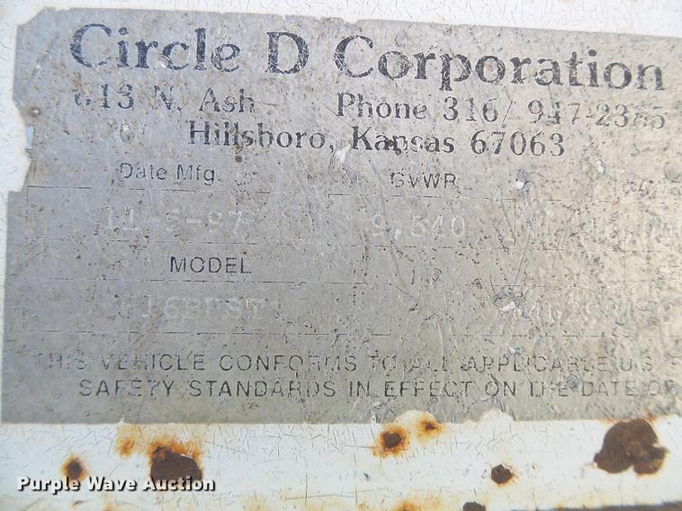 image for item DF2759 1997 Circle D livestock trailer