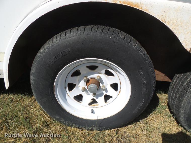 image for item DF2760 1994 Carrier enclosed cargo trailer