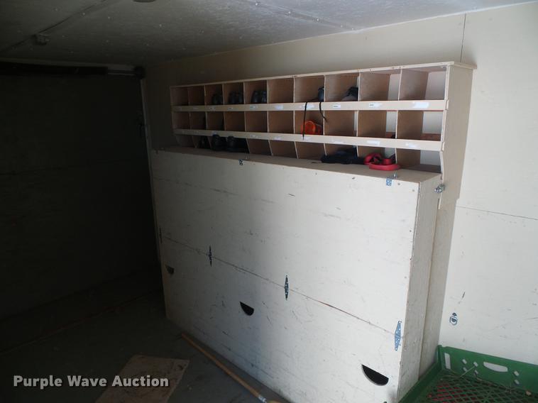 image for item DF2760 1994 Carrier enclosed cargo trailer