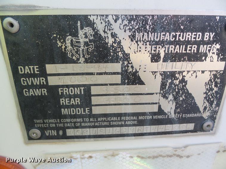 image for item DF2760 1994 Carrier enclosed cargo trailer