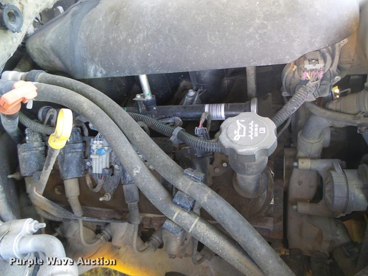 image for item DF2761 2004 Chevrolet Suburban 1500 SUV