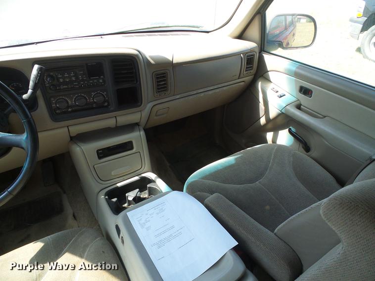 image for item DF2762 2001 GMC Yukon XL 1500 SLE SUV