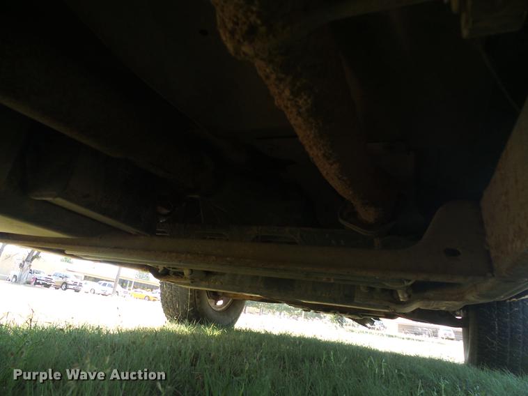 image for item DF2762 2001 GMC Yukon XL 1500 SLE SUV